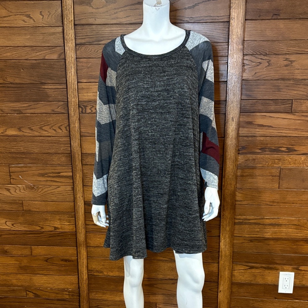 Elegant Long Sleeve Dress with Stripes. Pockets.
